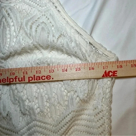 2/$30 J. Taylor Size 12 Cream Halter Top Lace Dress Wedding Formal Party - Picture 11 of 14